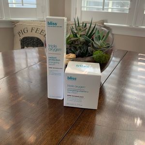 *NEWBliss TripleOxygen Energizing Serum & Cream